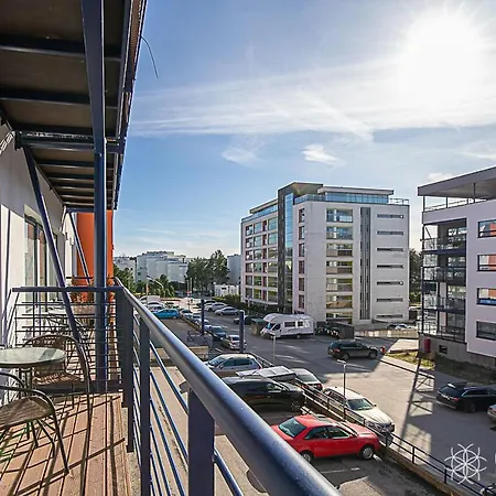 Luxurious & Renovated In Viimsi Haabneeme